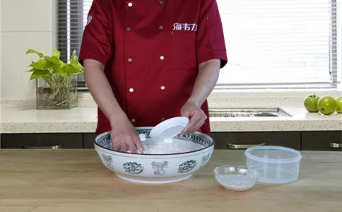 加入馒头泡打粉