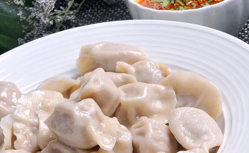 西红柿牛肉水饺的做法步骤