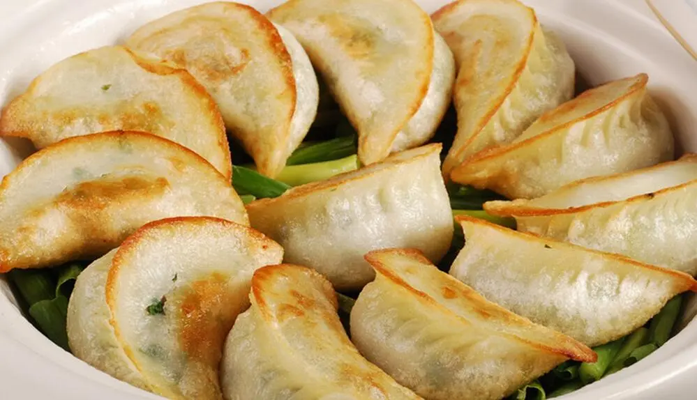 虾肉玉米炸饺的做法步骤
