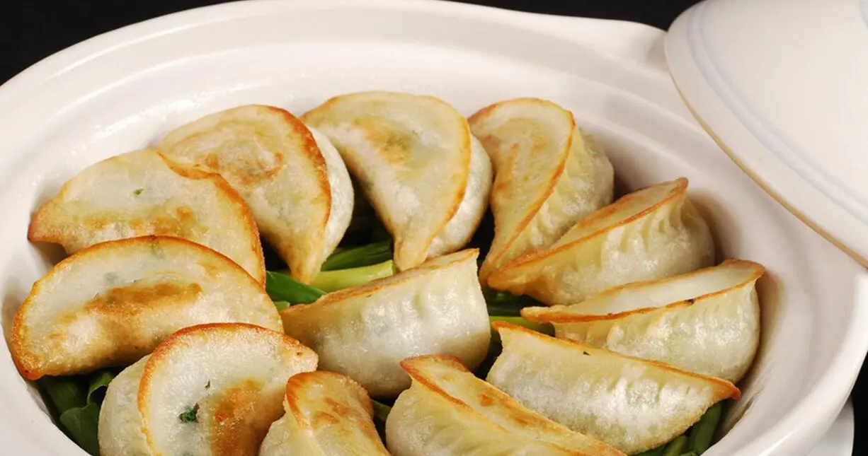 鲜肉灌汤饺的做法步骤