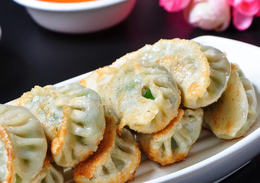 鱼虾双色饺的做法步骤