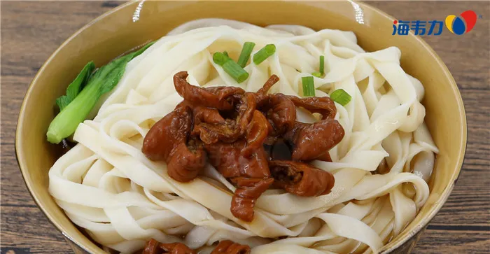 南瓜鲜虾面的做法