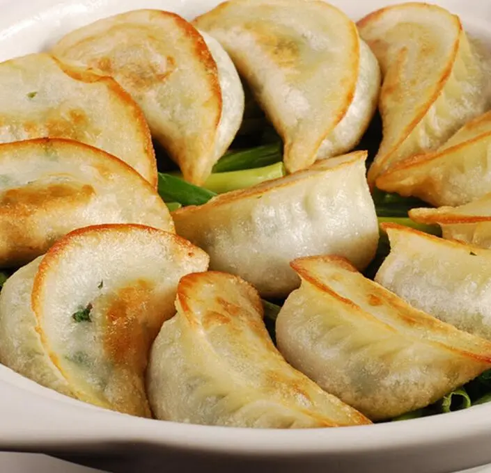 萝卜丝猪肉煎饺的做法步骤
