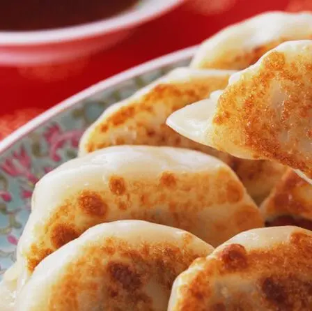 香椿素菜馅煎饺的做法步骤