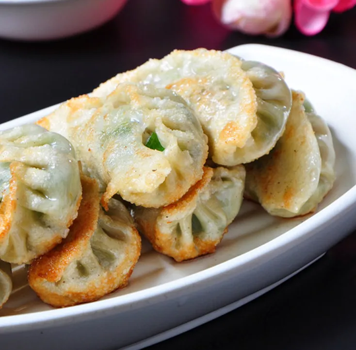 香椿素菜馅煎饺的做法步骤