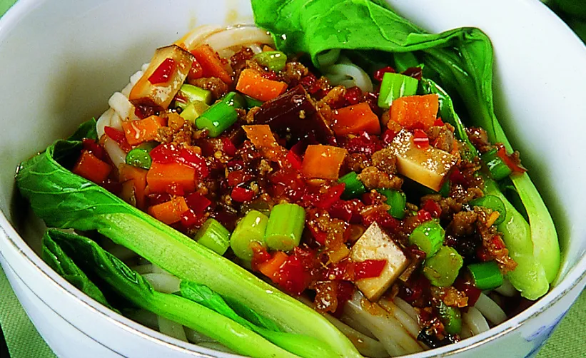 牛肉热汤面的做法步骤