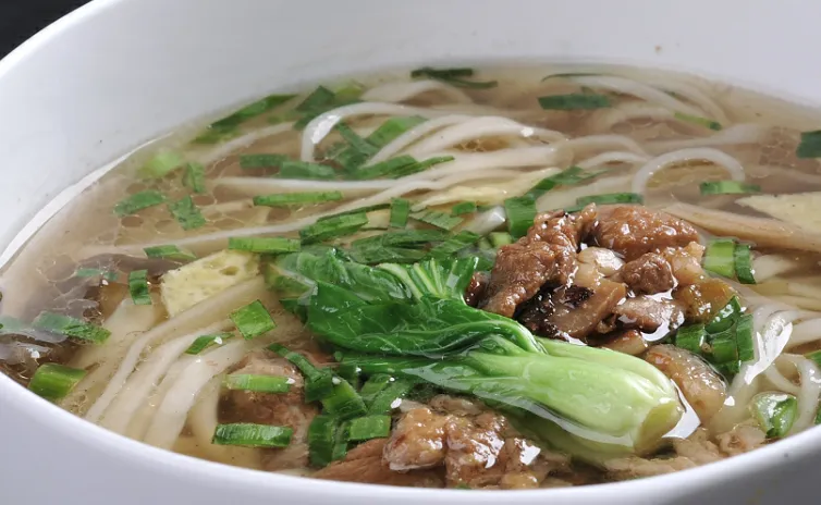 青菜虾仁汤面的做法步骤