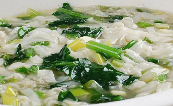 砂锅鱼汤面