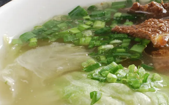 猪肝菠菜面