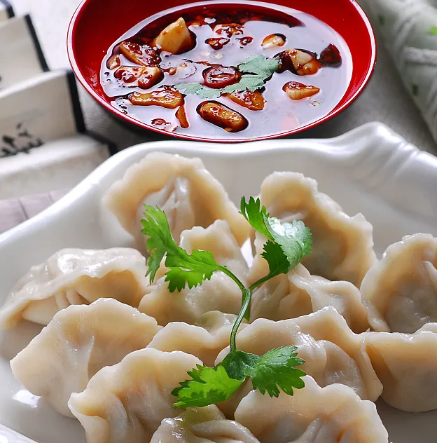 冬菜牛肉水饺