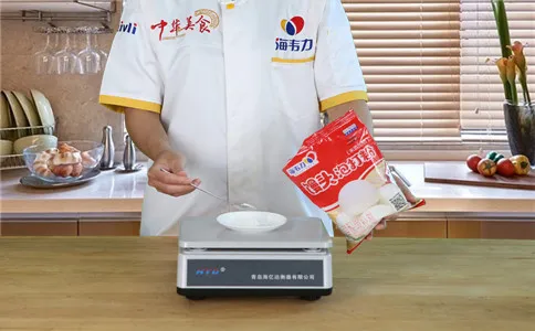 称量海韦力馒头泡打粉