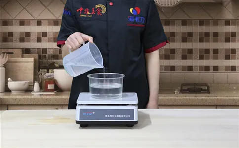 荷叶饼发酵泡打粉的使用说明,称量水