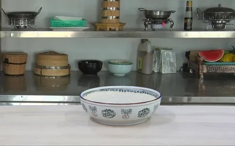 玉米面发糕发酵泡打粉的使用说明,和成面糊