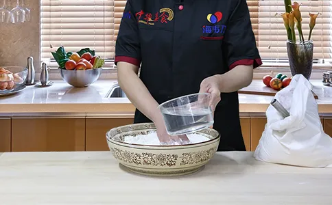 高粱面发糕发酵泡打粉的使用说明,和面方法