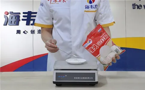 卡通造型馒头泡打粉的使用说明,称量馒头泡打粉