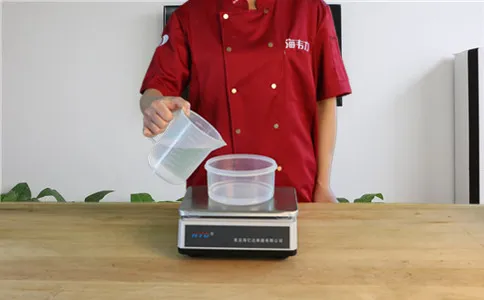 油饼膨松剂的使用说明,称量水 油饼膨松剂的使用说明,称量水