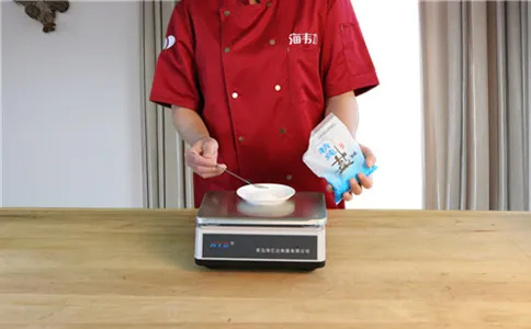 速冻油条膨松剂的使用说明,称量食盐 速冻油条膨松剂的使用说明,称量食盐