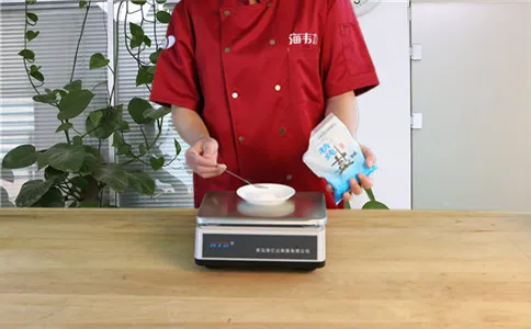 国宴油条膨松剂的使用说明,称量食盐 国宴油条膨松剂的使用说明,称量食盐