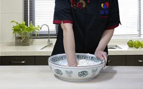 馒头做法,和面