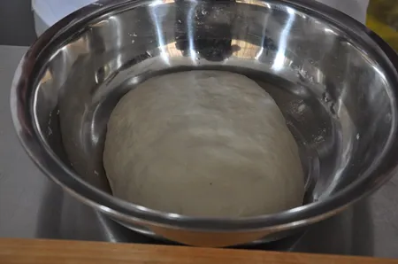 醒发好的面团