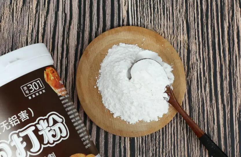膨松剂和泡打粉是一样的吗_泡打粉安全吗