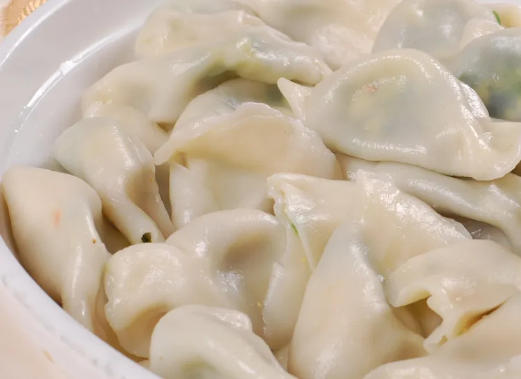 虾仁伊府面的做法