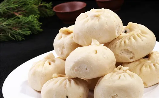 菠菜玉米包