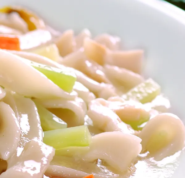 鸡肉虾仁炒面