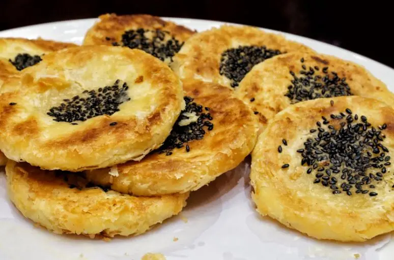 酥脆蛋黄卷的做法