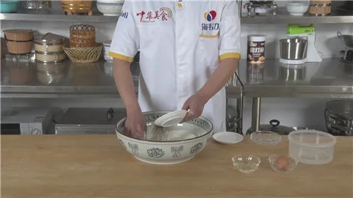 添加膨松剂