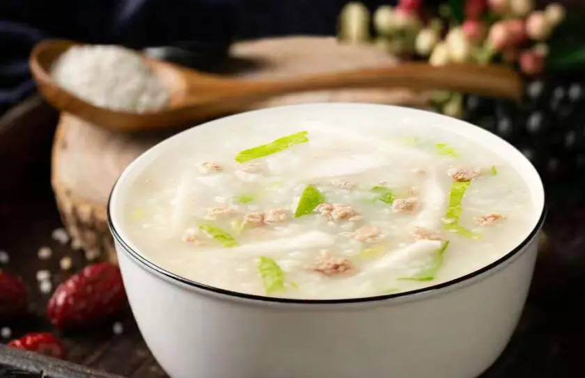 绿豆菜心粥的做法
