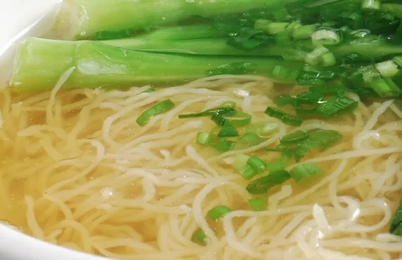 过桥鸡汤面的做法步骤