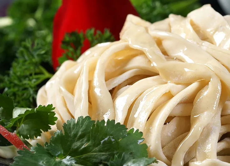 泡菜炒面的做法