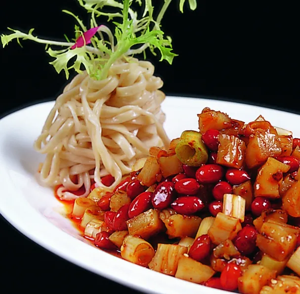鲜菇鸡丝拌面