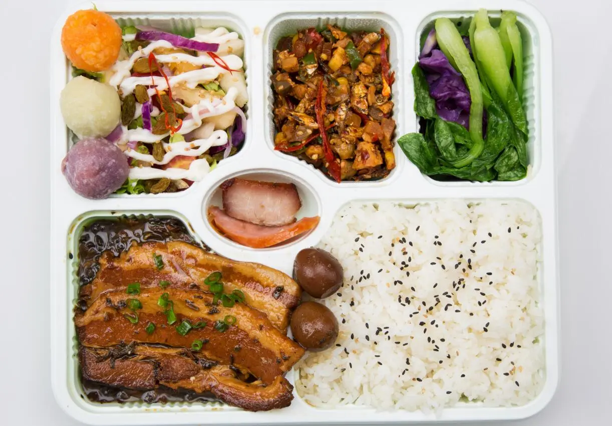 黑芝麻盖饭