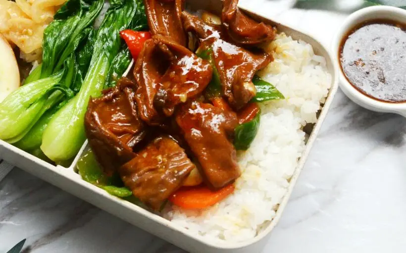红酒鸡肉盖饭