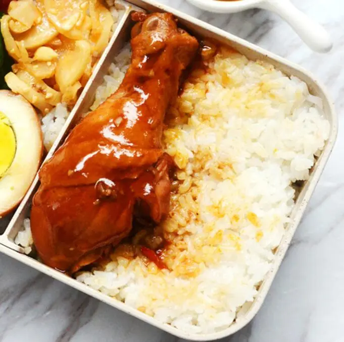 蔬果鹌鹑蛋饭
