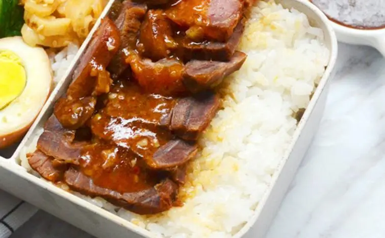 咸鱼鸡丁饭