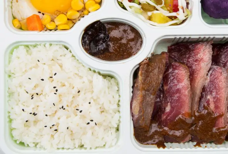 野菜拌饭