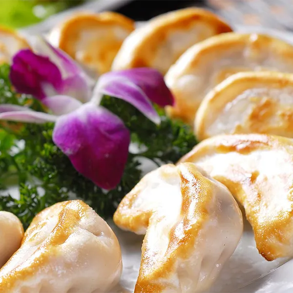 油渣海米韭菜馅饺子的做法步骤 油渣海米韭菜馅饺子的做法步骤