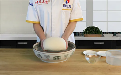 和成光滑面团