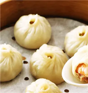 冠军麻油鸡汤包的做法