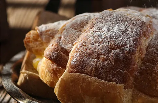 100%全麦葡萄干餐包怎么做