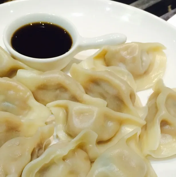 香茜鱼翅饺
