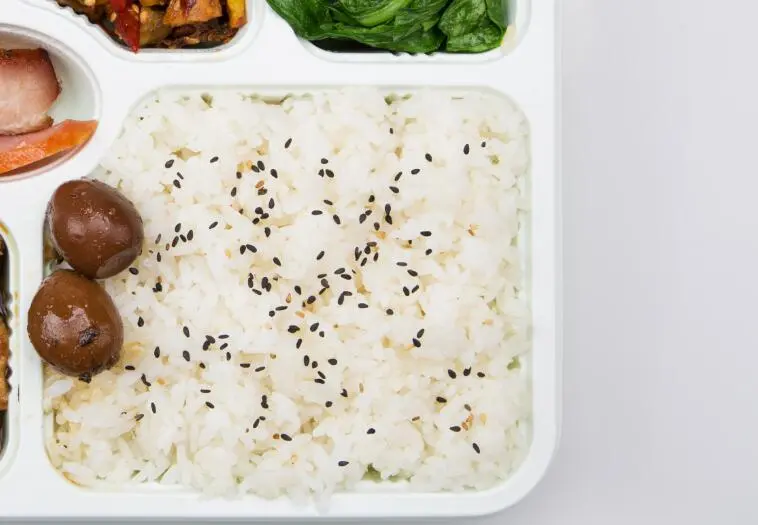 荷香鸡粒饭的做法步骤