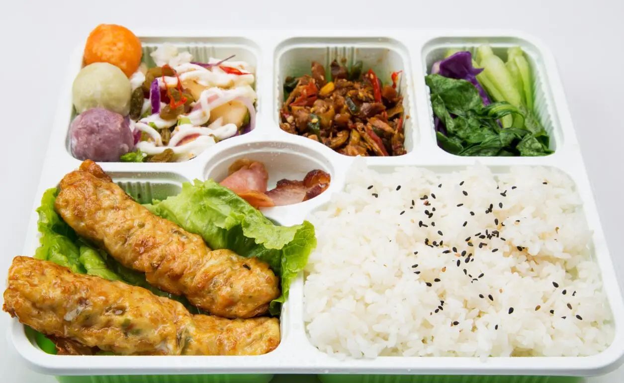 咸鱼鸡肉叉烧饭的做法步骤