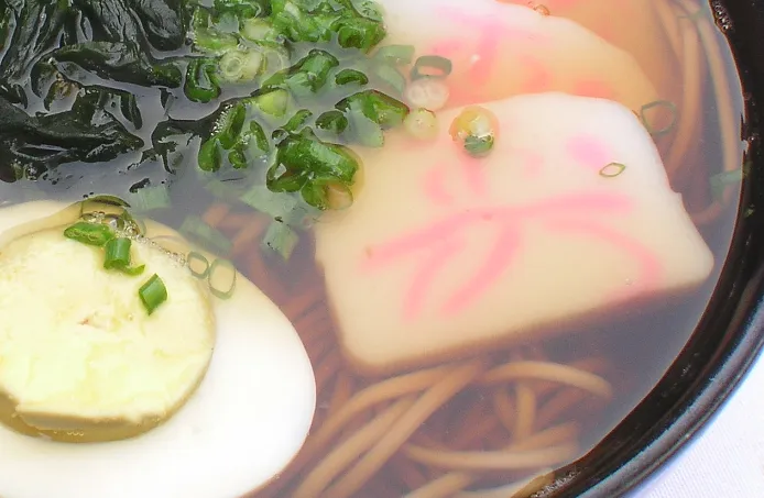 蒜香豆干肉丁炸酱面的做法