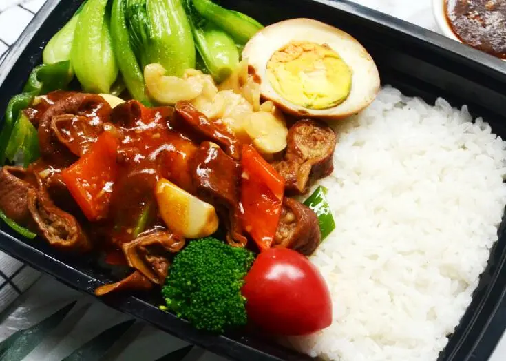 虾仁肉丁饭
