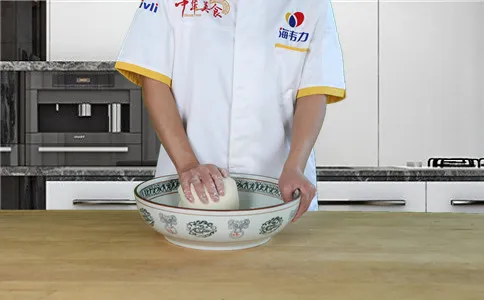 无铝馒头泡打粉的用法介绍,揉面