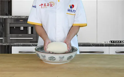 无铝馒头泡打粉的用法介绍,馒头光滑的面团
